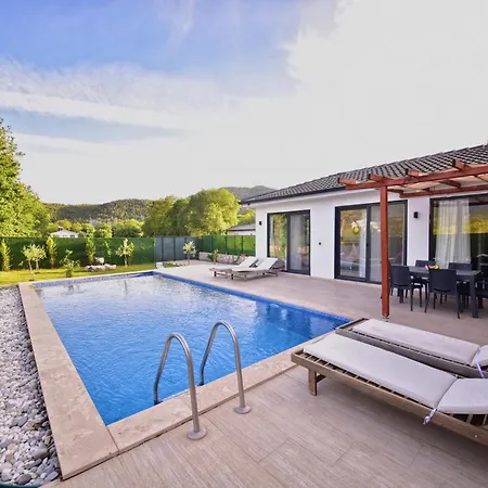 アパート Kastro *