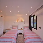 Kastro Houses - Located In Kaya-Koey * 페티예